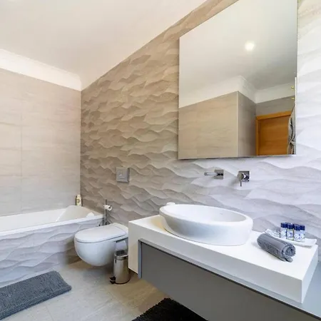 Villa In Prime Location Pool Villa *