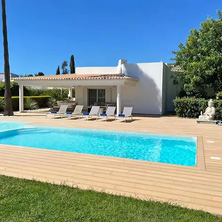 Villa Villa In Prime Location Pool